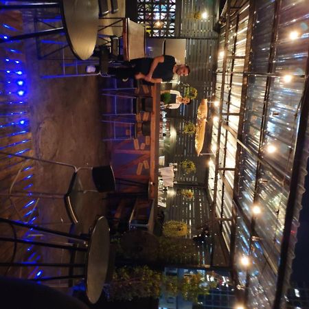 Padi Madi Boutique Guesthouse Bangkok Buitenkant foto