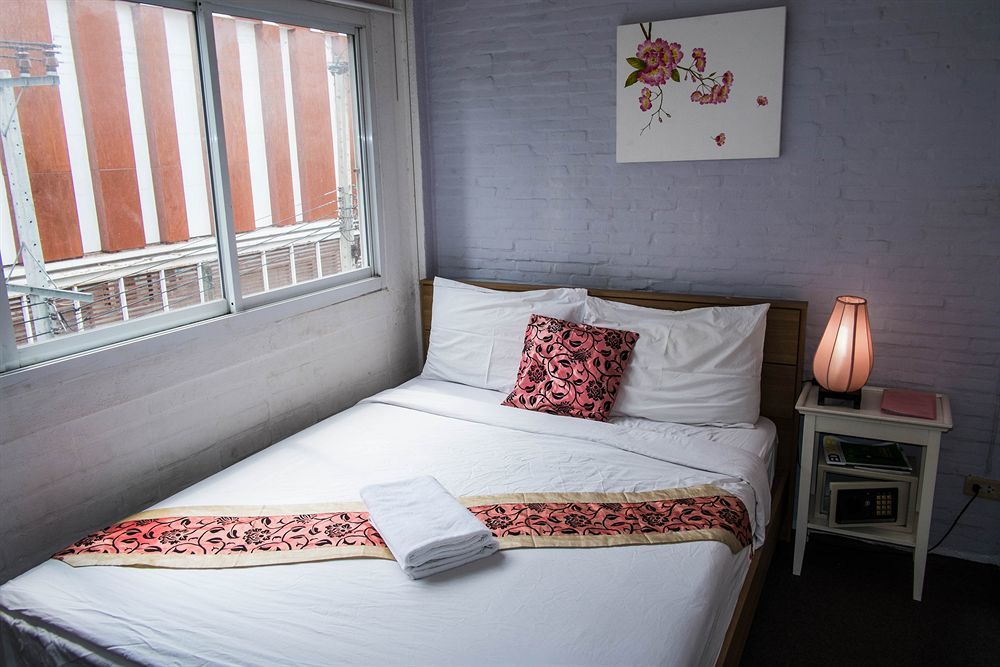 Padi Madi Boutique Guesthouse Bangkok Buitenkant foto